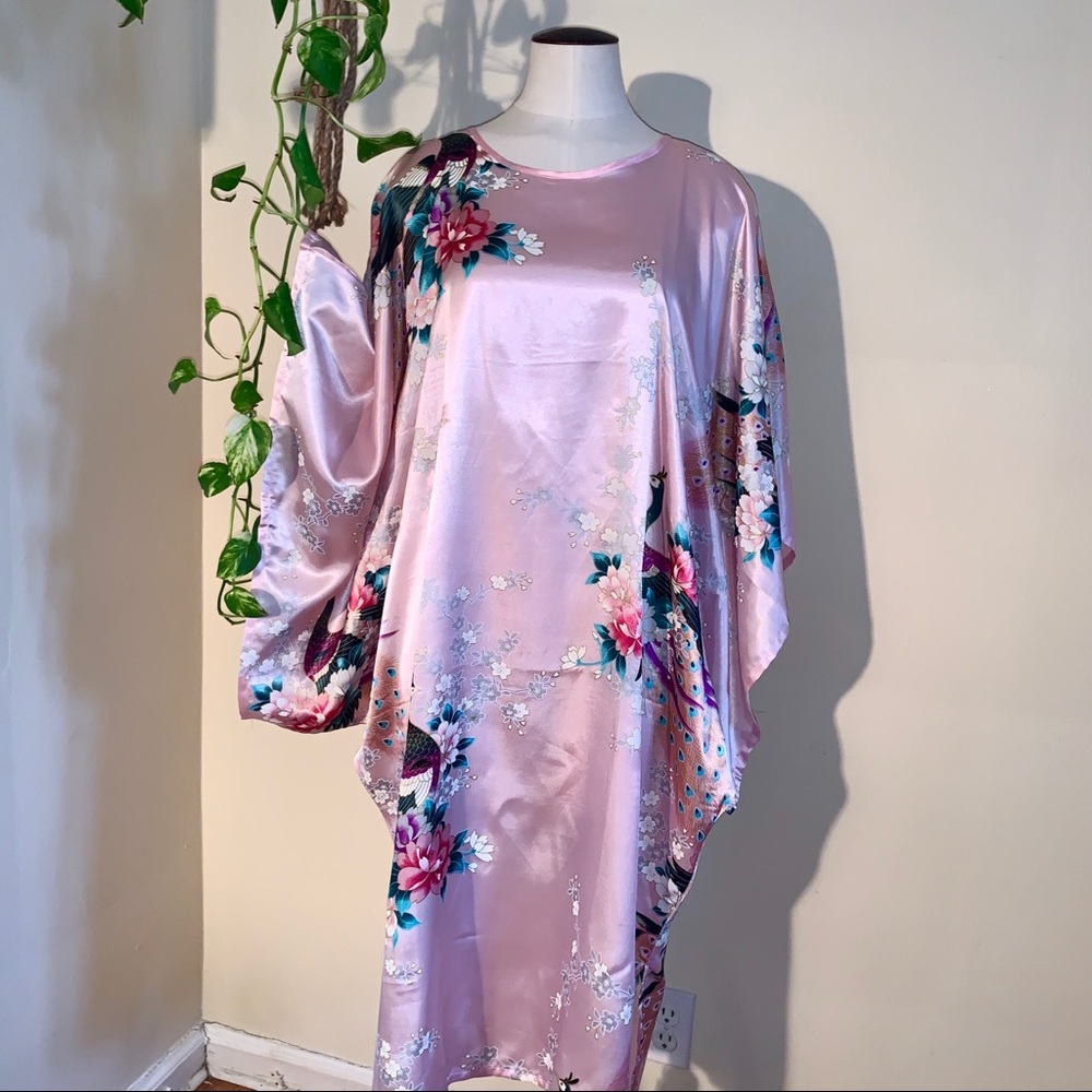♡ Authentic Chinese Printed Silk Nightgown ♡